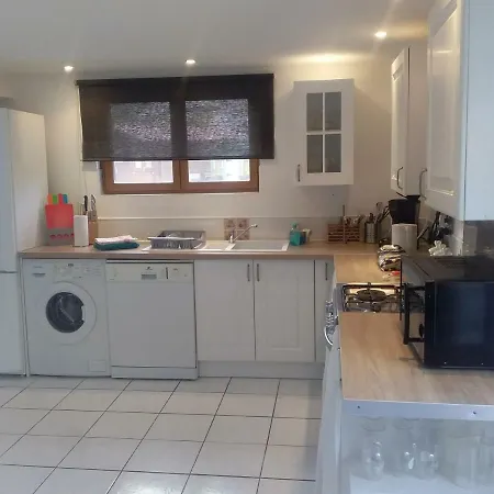 Villa Quatre Saisons 2 *